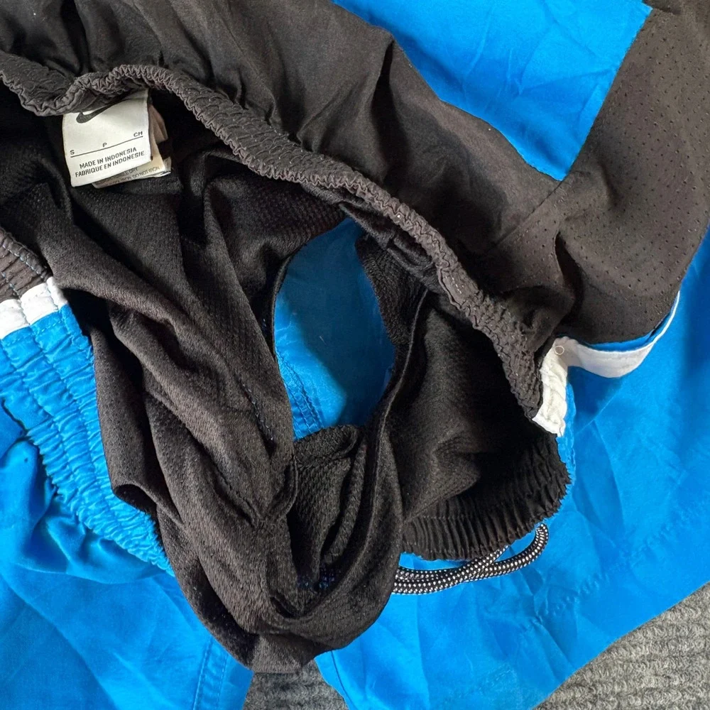 Nike Mens Small Blue Athletic Running Shorts Elastic Waist Side Stripe Swoosh